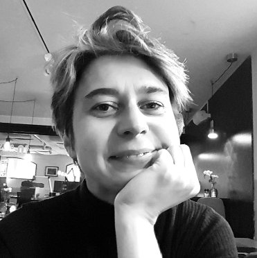 PortraitPullAmst - Sandrine LOISON